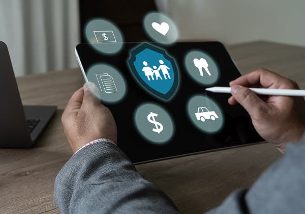 Insurance policy lifecycle